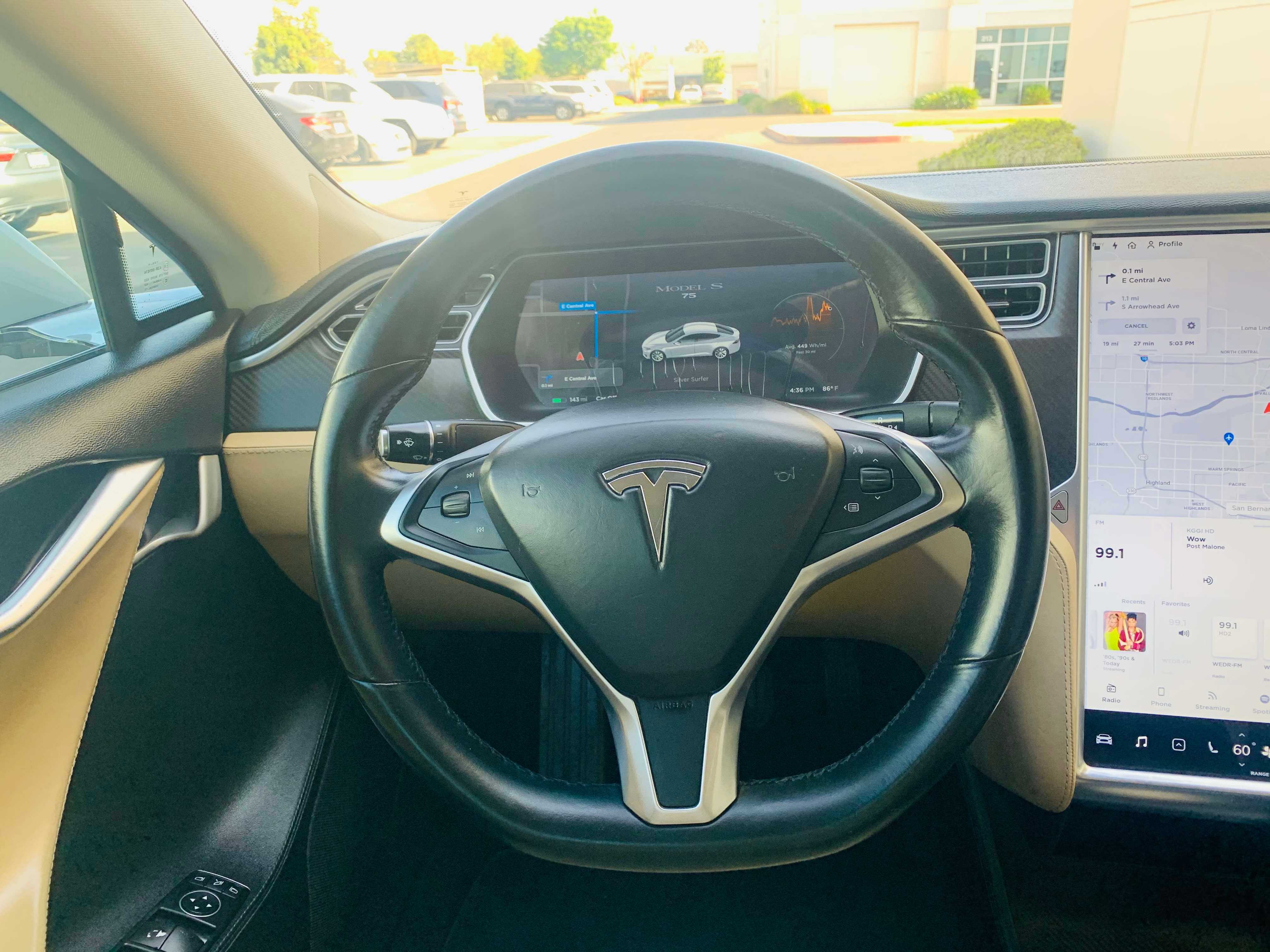 Tesla Model S Image 14
