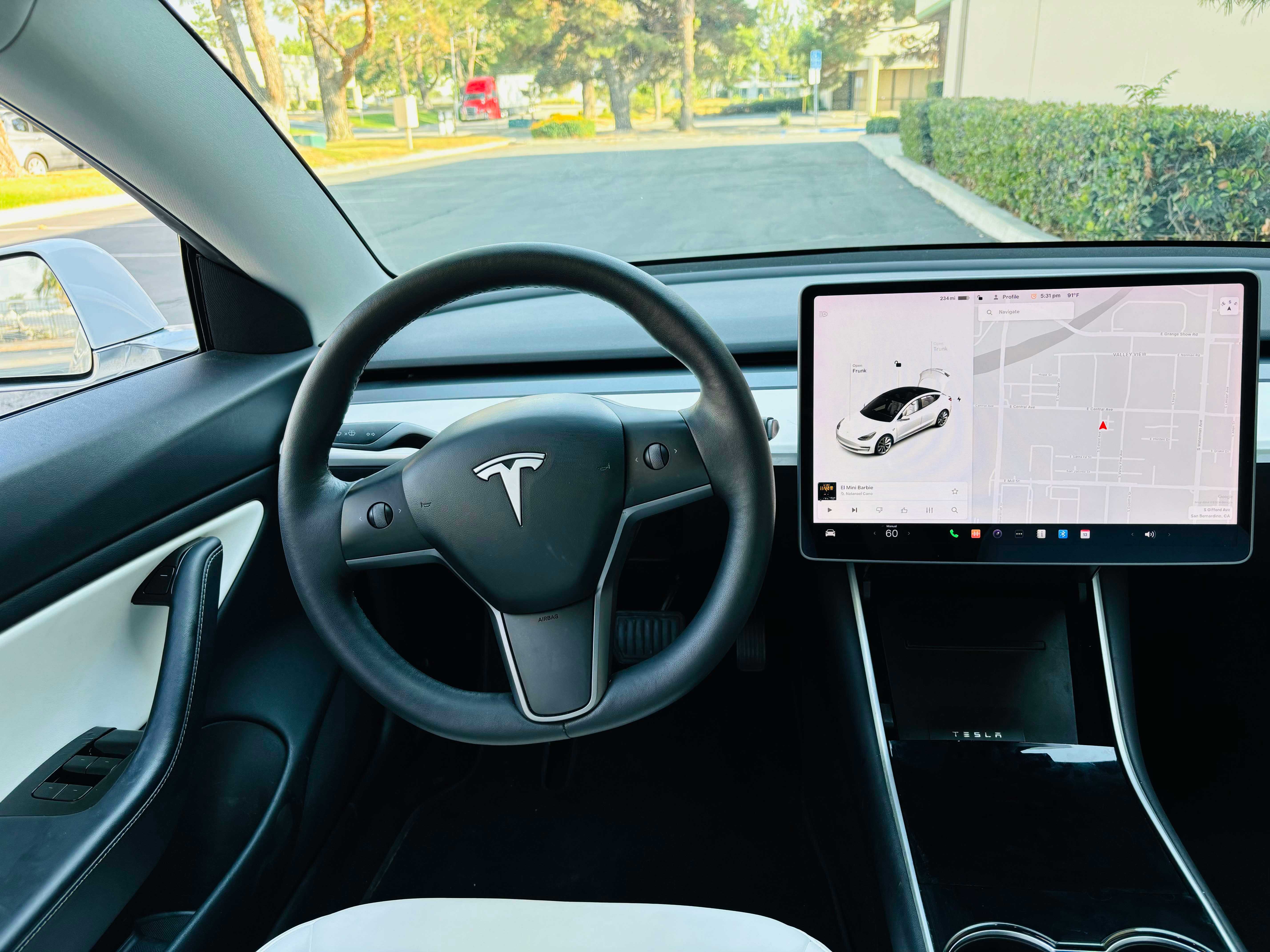 Tesla Model 3 Image 14