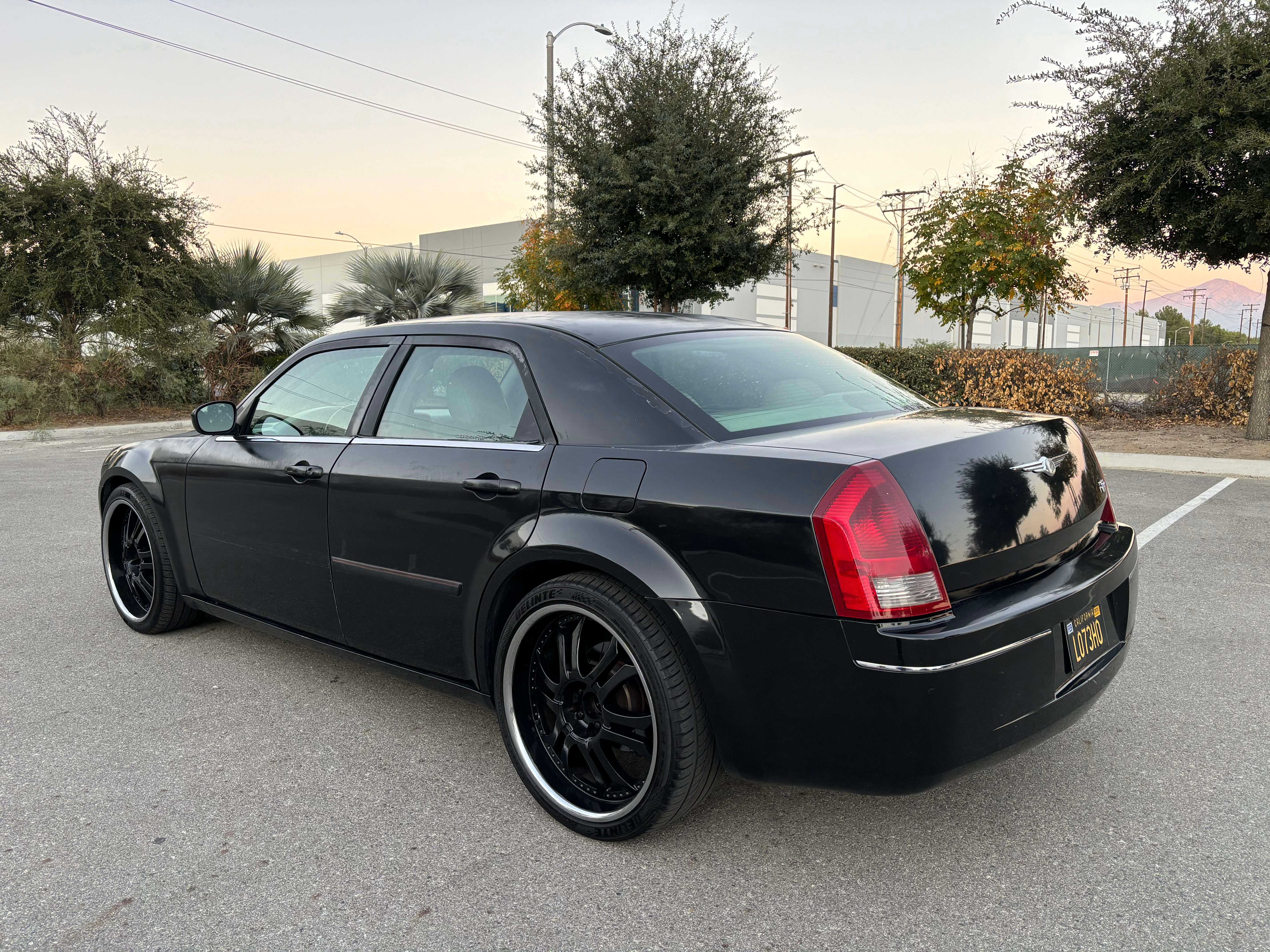 Chrysler 300 Image 7