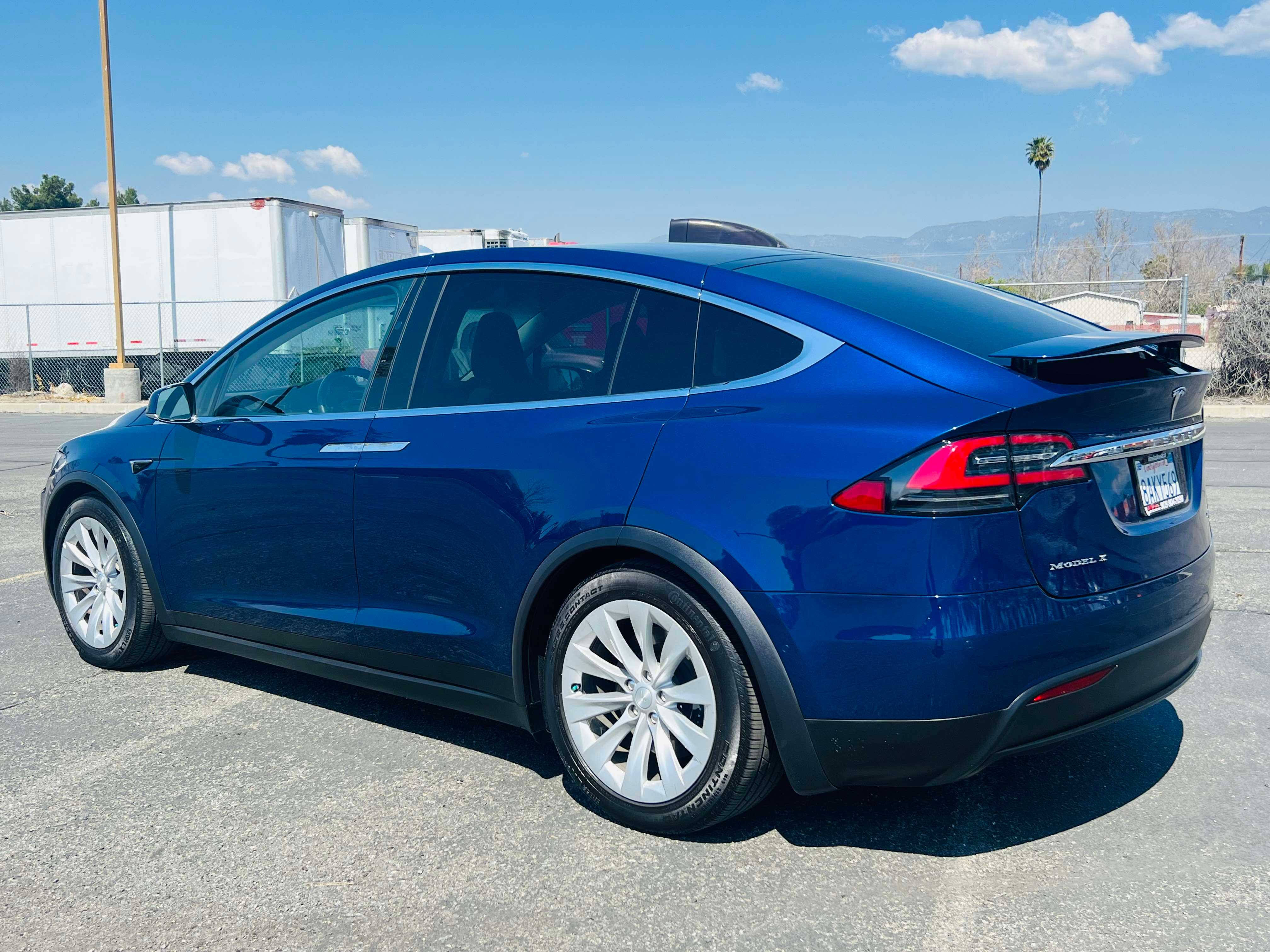Tesla Model X Image 7