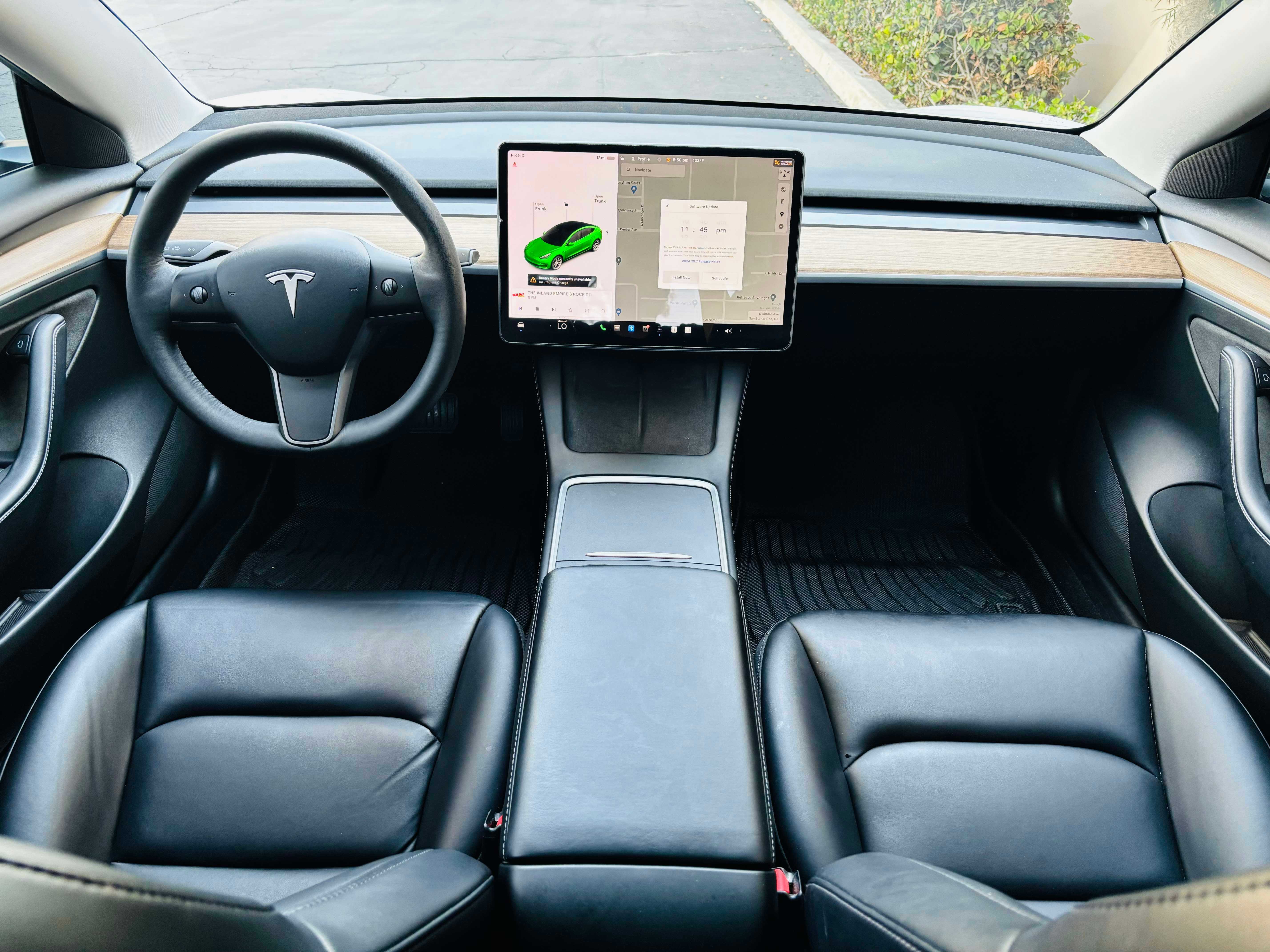 Tesla Model 3 Image 12