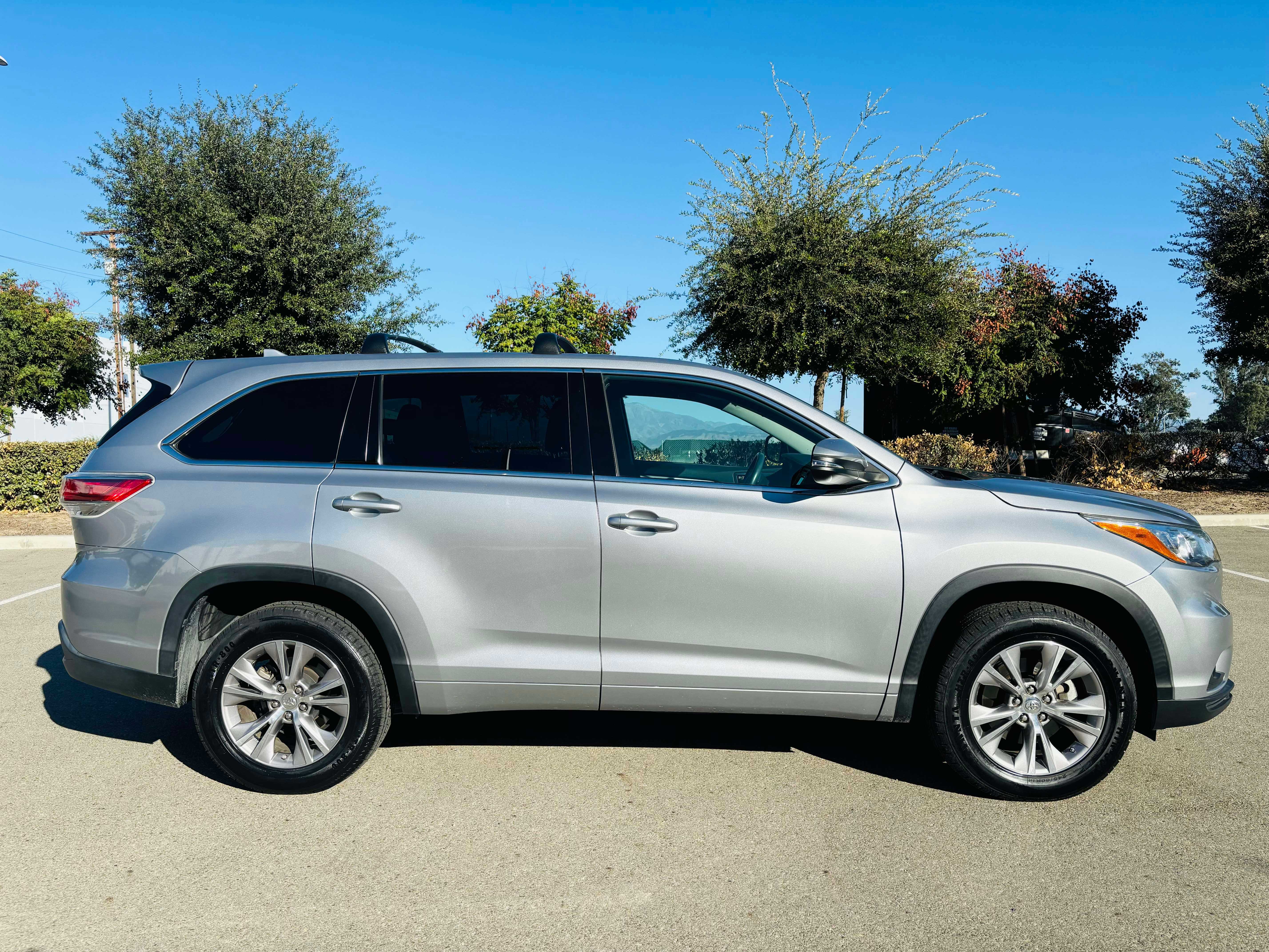 Toyota Highlander Image 4