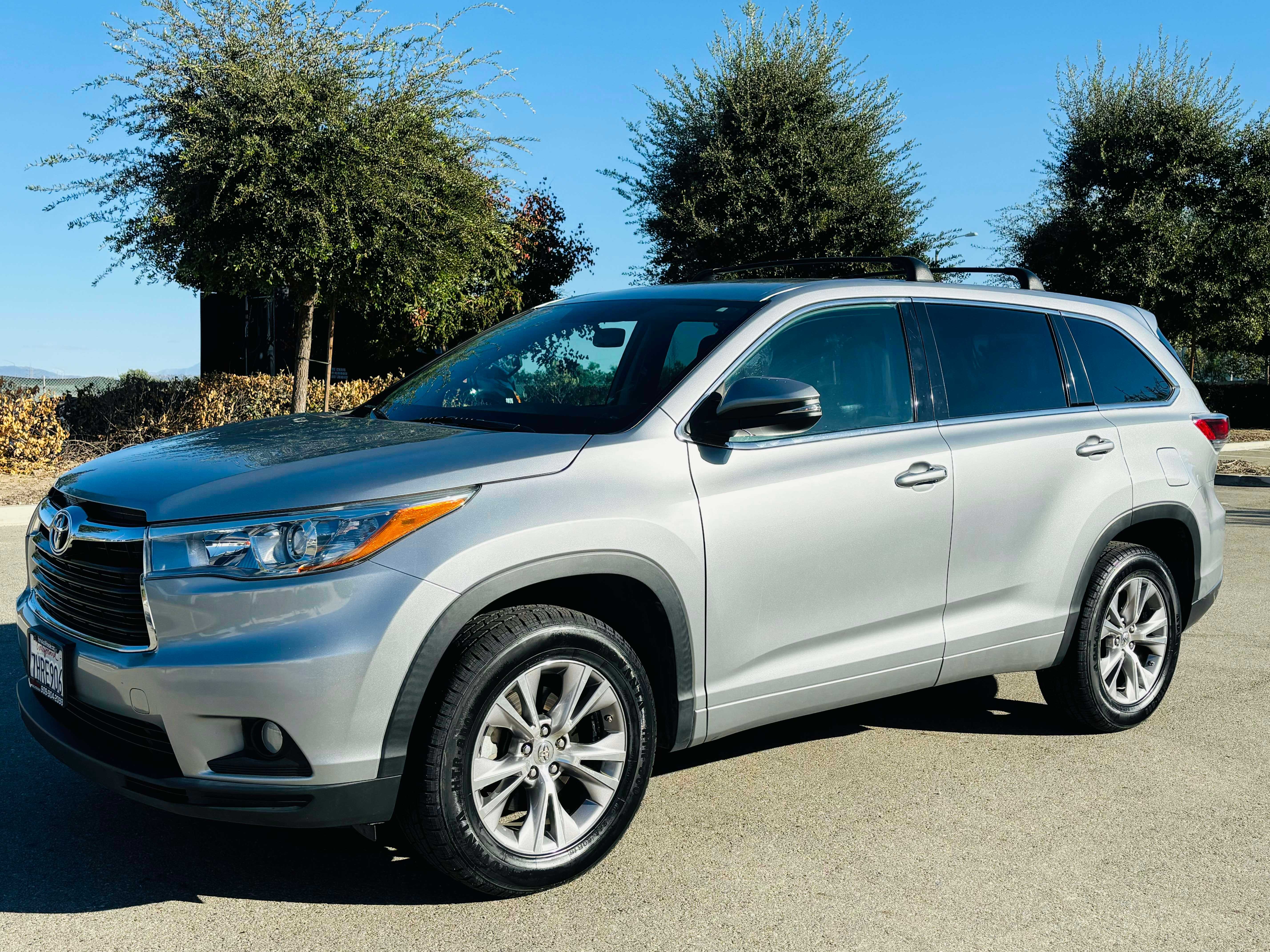 Toyota Highlander Image 1