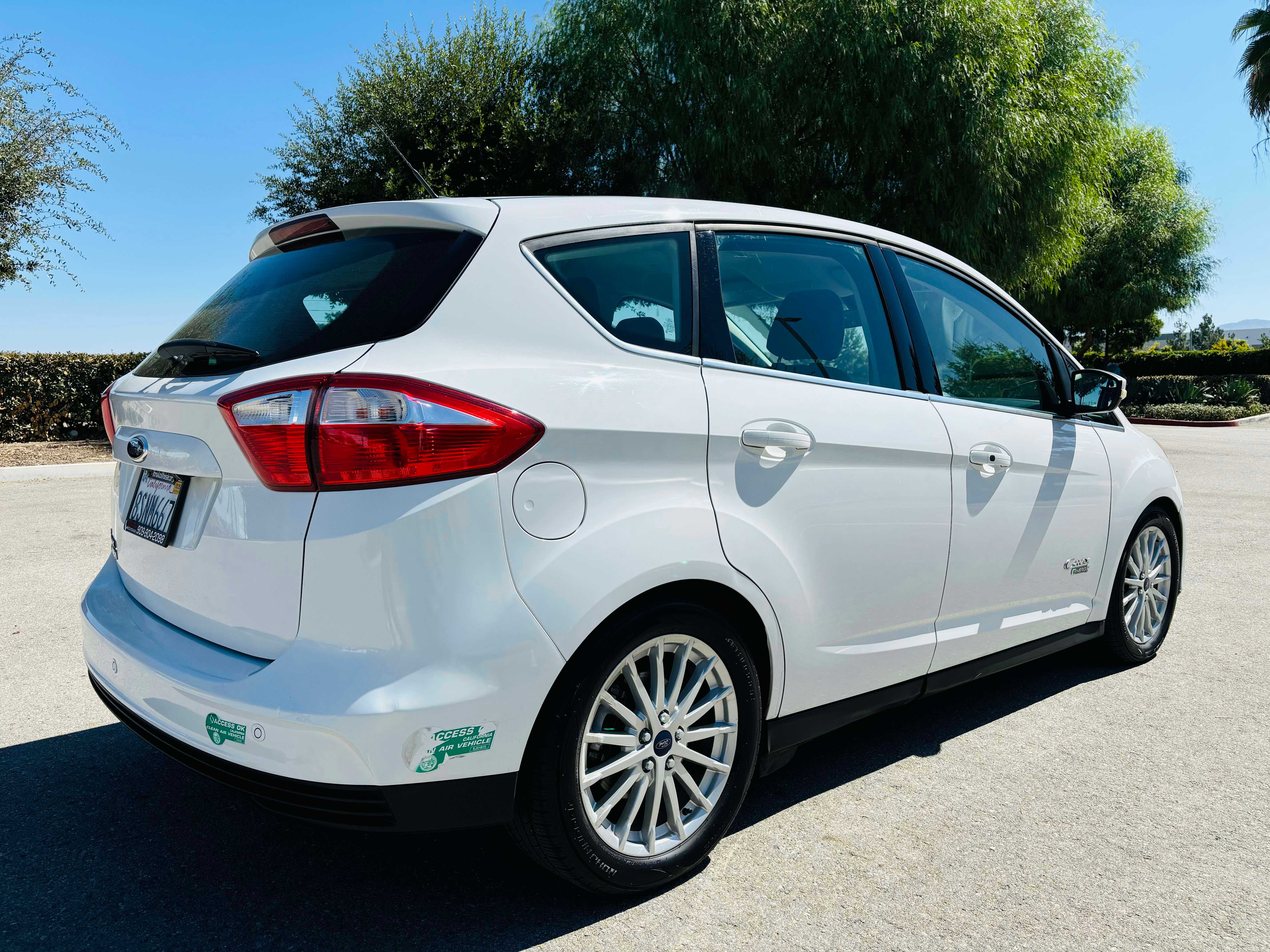 Ford C-max Energi Image 5