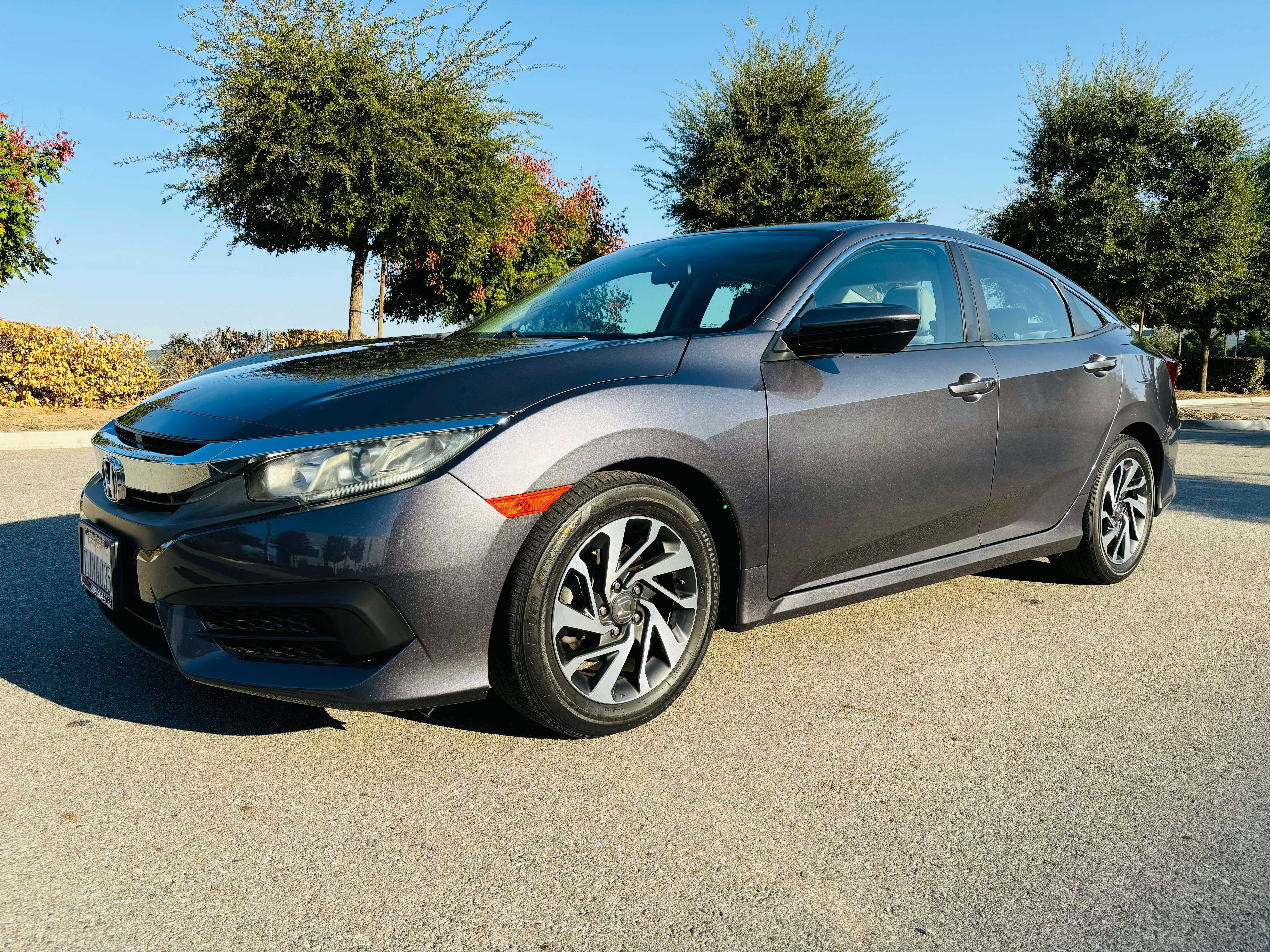 Honda Civic Image 1